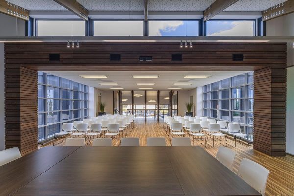 Nieuw kantoor Leegwater Houtbereiding